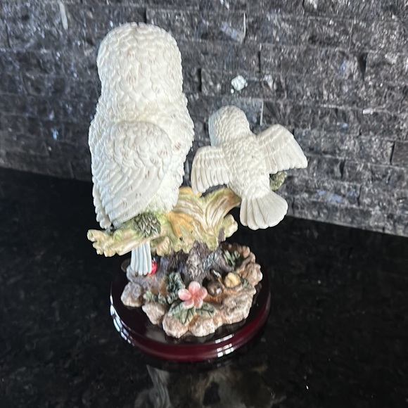 The Canadian Wilderness Collection Mother and baby Owls. - Picture 4 of 5